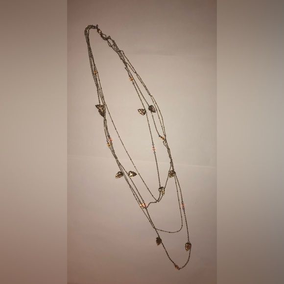 Gold leaf necklace - Picture 2 of 7